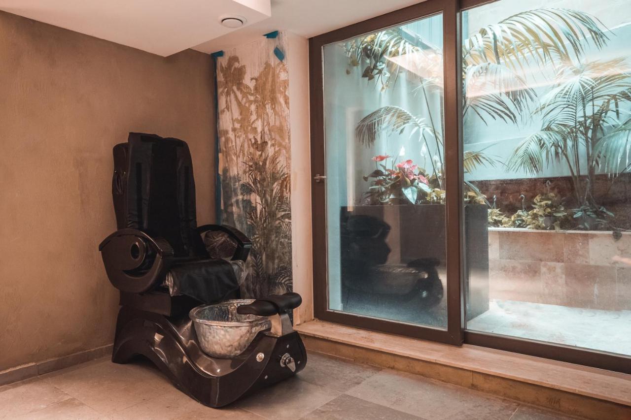 The Village Boutique And Spa 나샤르 외부 사진