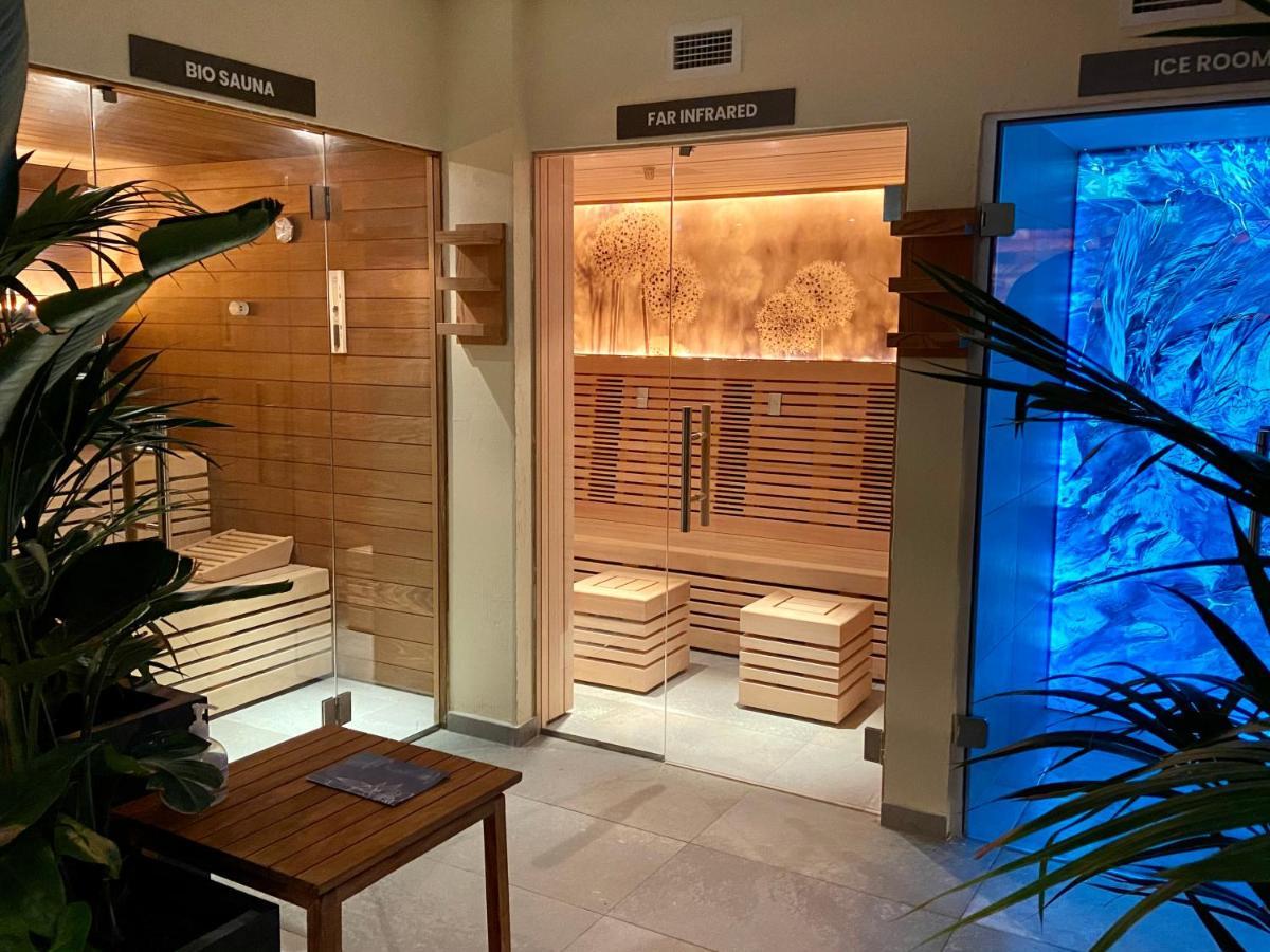 The Village Boutique And Spa 나샤르 외부 사진